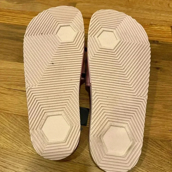 Just Cavalli Footwear - Pool Slides, Pink, fits size 8-8.5 NWT - Picture 9 of 11